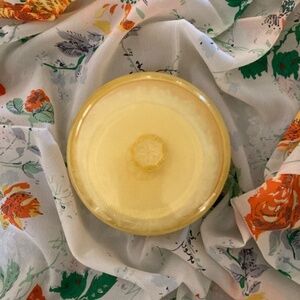 1970's Ponds Dreamflower Perfumed Dusting Powder